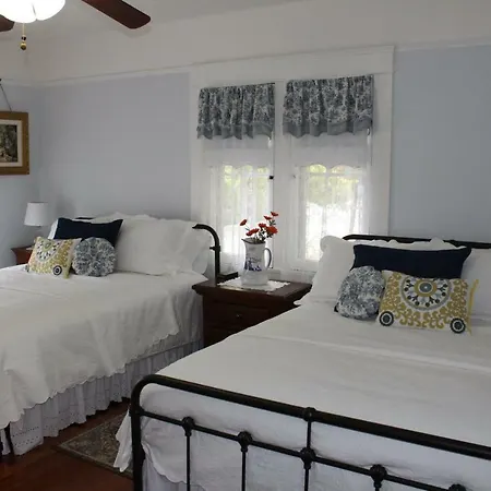 Lady Geneva Bed & Breakfast Bed and Breakfast Medford Exterior foto
